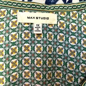 Max Studio maxi dress , beautiful colors, never worn! NWOT